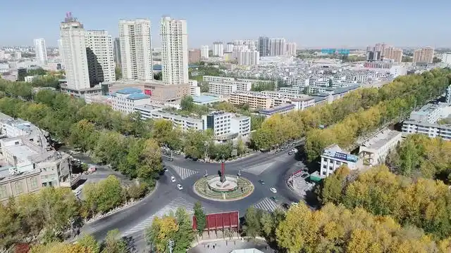 格尔木市以党的二十大精神为引领推动住房城乡建设事业持续健康发展