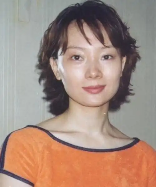 陈数 整容,陈数整容过吗(她是"整容最成功"的女星)