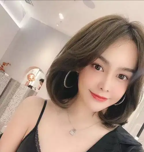 2020最流行的减龄发型女士图片 - itcask网