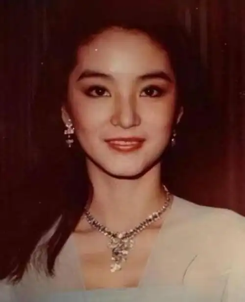 丑基因有多厉害找个神仙老婆都无法拯救换个老婆也不管用