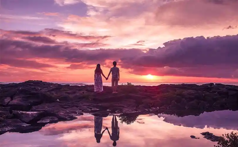 原创男人爱上ー个女人从来不是因为她长得漂亮