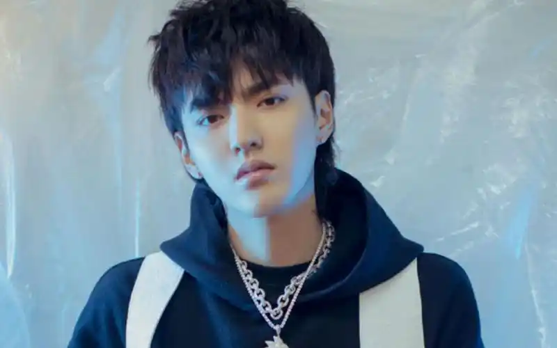 律师称吴亦凡聚众淫乱人员中应不含未成年,分析二审判其系首要分子