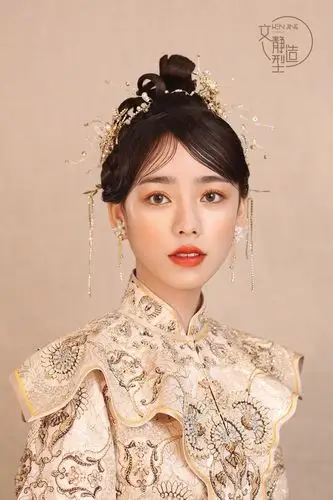 造型#新娘卷筒造型#中式卷筒#中式新娘发型#长沙婚礼跟妆师##婚礼