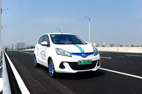 带你浪!钦州牌共享电动汽车已上线!车多!租低!跑得远!-搜狐大视野-搜