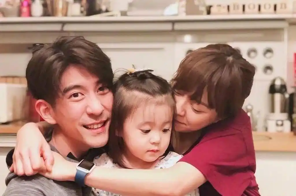 陈意涵交往47个男朋友(为何偏偏嫁给"丑男"?