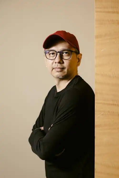 了不起的老爸导演周青元必须把乐观精神放进电影里