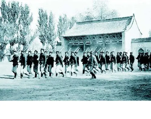 b  m  t     中文名:天津小站练兵园  w- g/ h) d* 9 a  p5 c