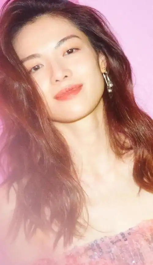 美女壁纸-第1916期-钟楚曦