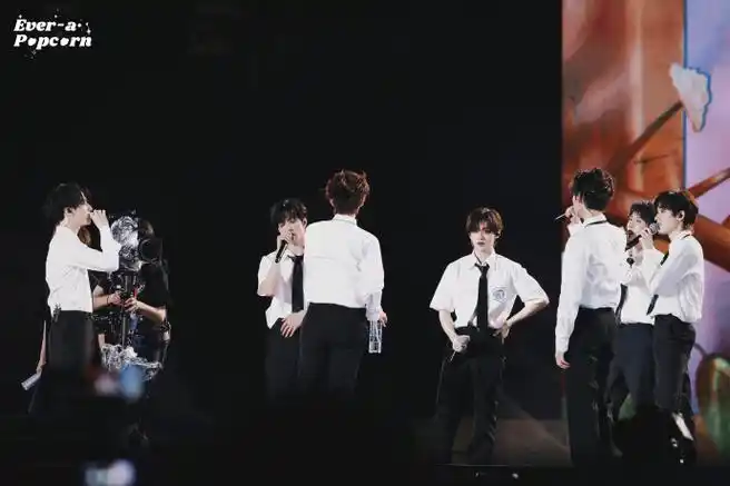 时代少年团楼间楼演唱会