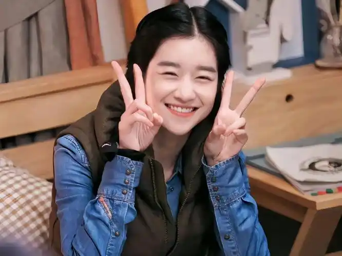 徐睿知的笑容真的好有感染力啊!