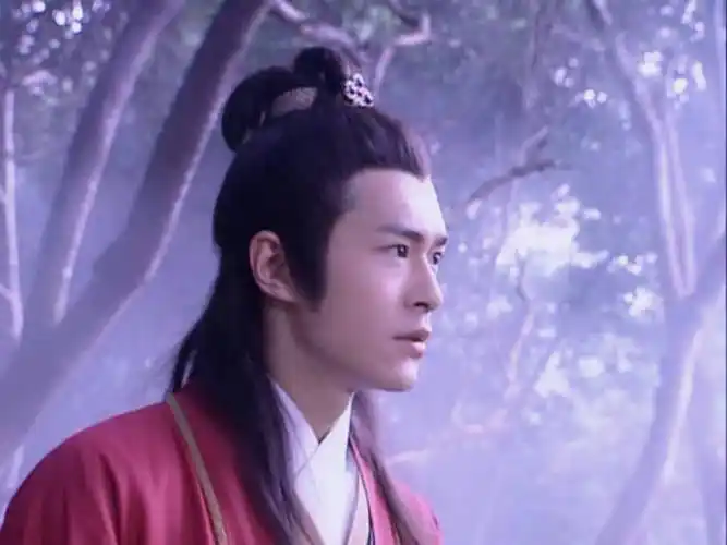 古天乐《圆月弯刀》【丁鹏】他凭家传绝学天外流星扬名江湖,并向有