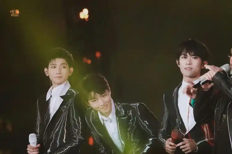 2019-2020跨年演唱会 tfboys