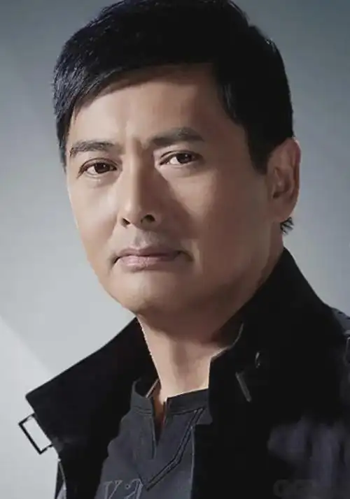 祼捐56亿是妻子的决定,周润发的妻子是何方神圣?