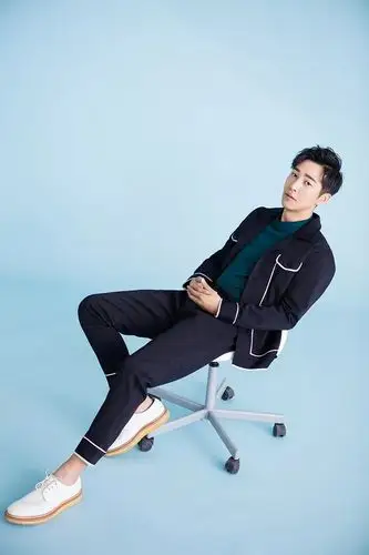 专访让无数香蜜女孩泪目的奇鸢,他的身体里住着怎样的邹廷威?