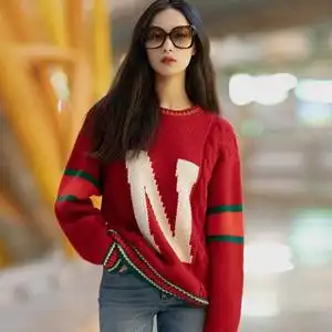 倪妮同款红色字母毛衣