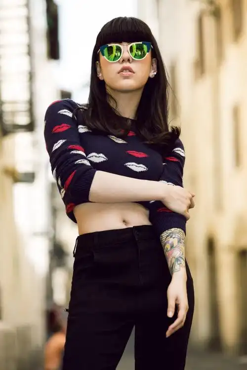 摇滚魔女吴莫愁时尚盛会写真 造型气质力压群芳