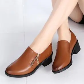女秋季新款子中跟百搭休闲潮流中年女士皮鞋女鞋深口真皮粗跟单鞋