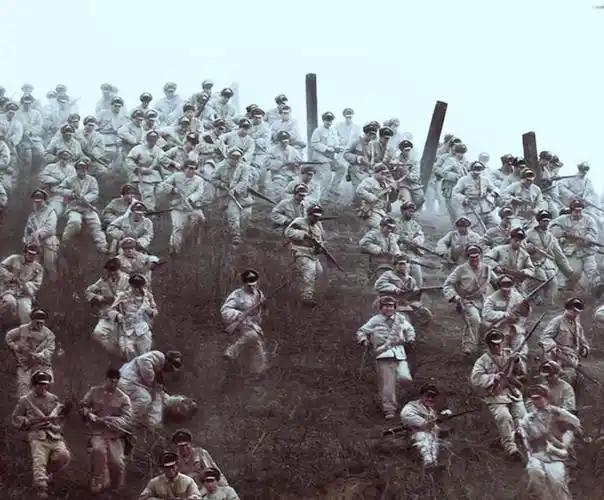 影视剧里面,发动冲锋的志愿军战士