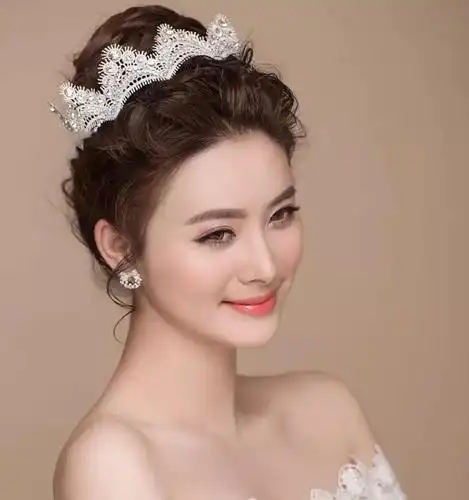 简单新娘头自己扎简单大方新娘发型图片