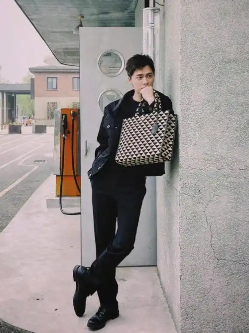 李易峰  #prada  #男士穿搭更多图文笔记见收藏夹分类噢!