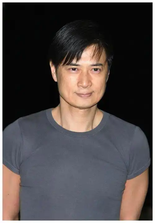 著名绿叶演员接受访问,拍剧可以不收钱,跑龙套演30年热情十足|王维德