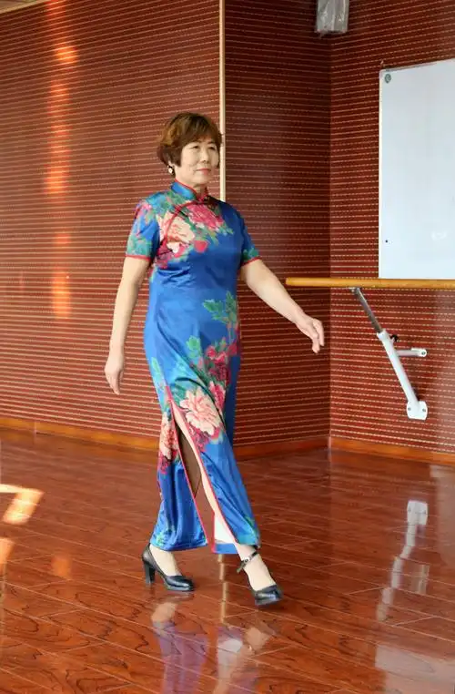 武清老年大学时装,旗袍研讨班模特走秀(考试,教学资料)