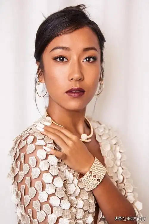 贵妇怎么养生皮肤黑天生黑皮如何逆袭成白皮