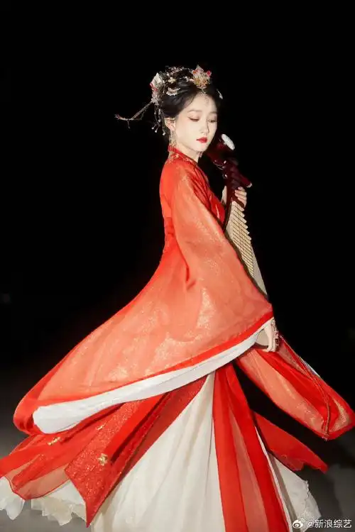 关晓彤红衣琵琶女造型##关晓彤古装造型##王牌对王牌