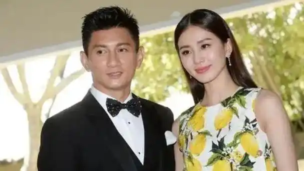 照片中,刘诗诗怀抱四岁宝贝,满溢着母亲对孩子的爱,与丈夫吴奇隆共度