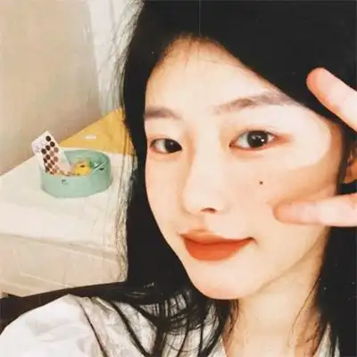 ins胶片质感的复古女生头像最新 小众好看的精致慵懒港风女头_女生