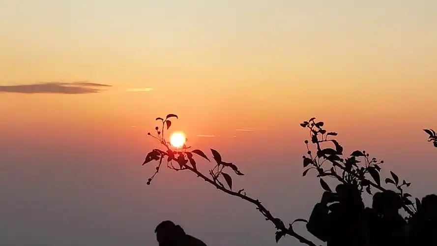 日出东方 一 泰山