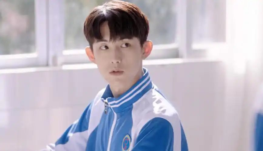 《谢谢让我遇见你》甜蜜上线,郭俊辰,万鹏演绎最美初恋