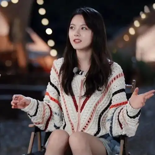 花儿与少年赵今麦同款彩色条纹针织衫镂空毛衣上衣2022秋季衣服女