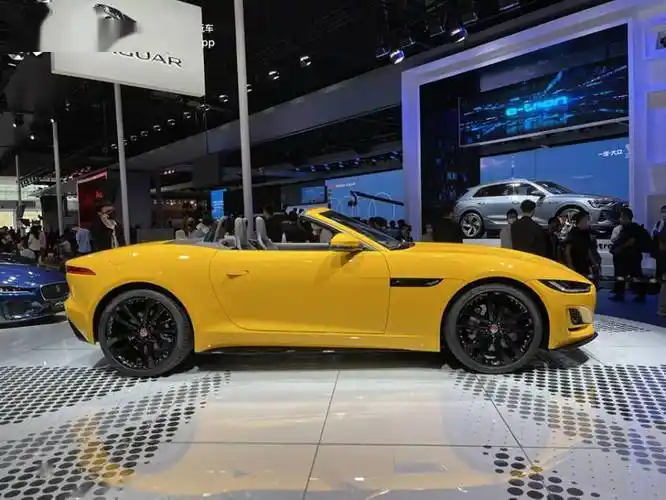 最喜欢的软顶敞篷跑车之一新款捷豹ftype成都车展上市