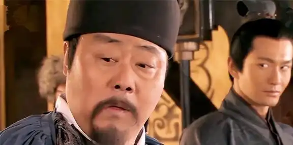 皇帝准备干掉将军,将军知道后对心腹说:皇帝让我把你们都处决了|郭威