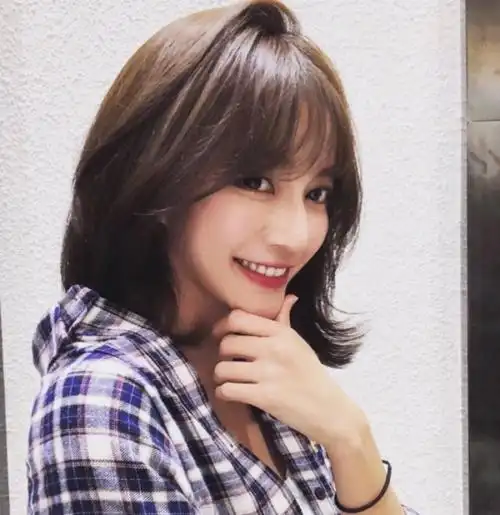 宋茜空气八字刘海减龄宋茜短发空气刘海