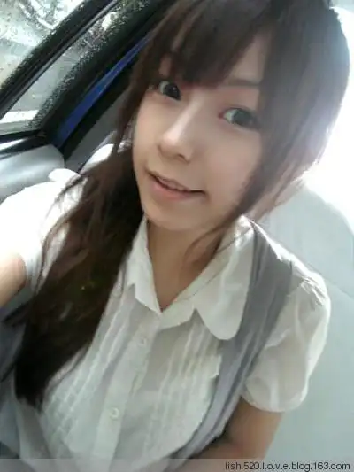 求14岁可爱女生的照片,不要p额太厉害