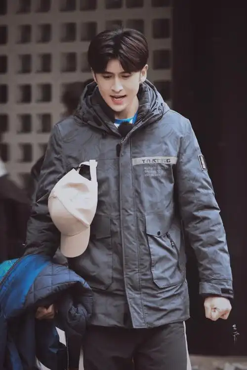 #向全世界安利张云龙#