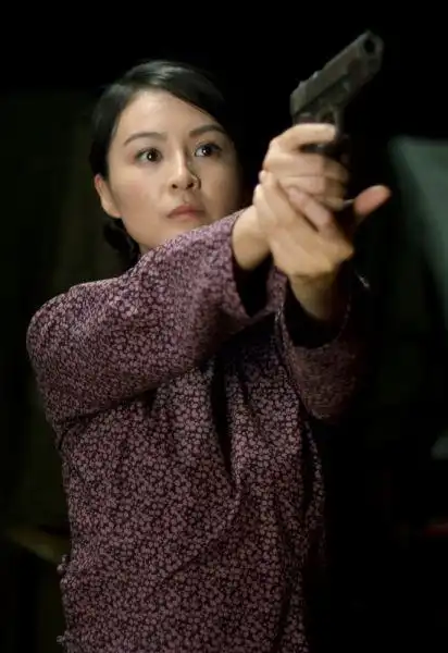 《最后一枪》收官 戴娇倩克服恐惧打响最后一枪