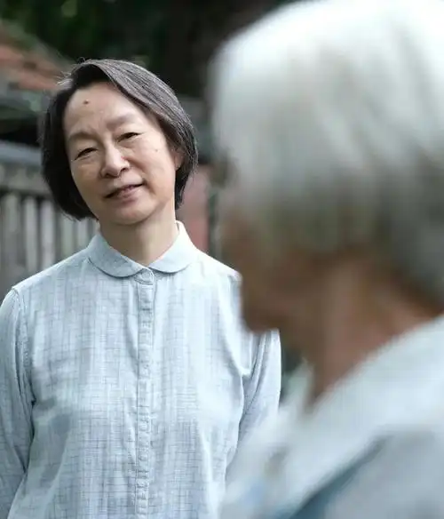 奚美娟:在角色的未知性中寻找人性之根——电影《妈妈!》创作札记