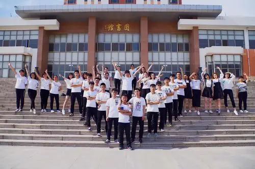 资源与环境学院成功举办班级风采大家晒创意合影大赛