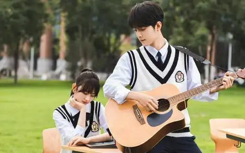 肖战宋祖儿校园风写真高清原图查看