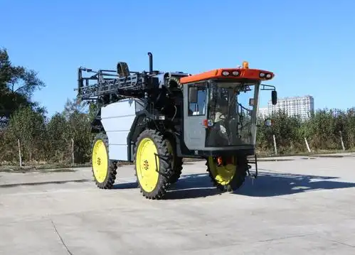 2018丰诺新款喷药机自走式高杆作物使用热销产品补贴进行中