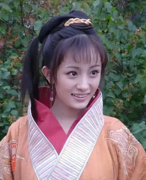 杨幂:我从16岁就被说整容了,就当是大家对我颜值的一种认可吧