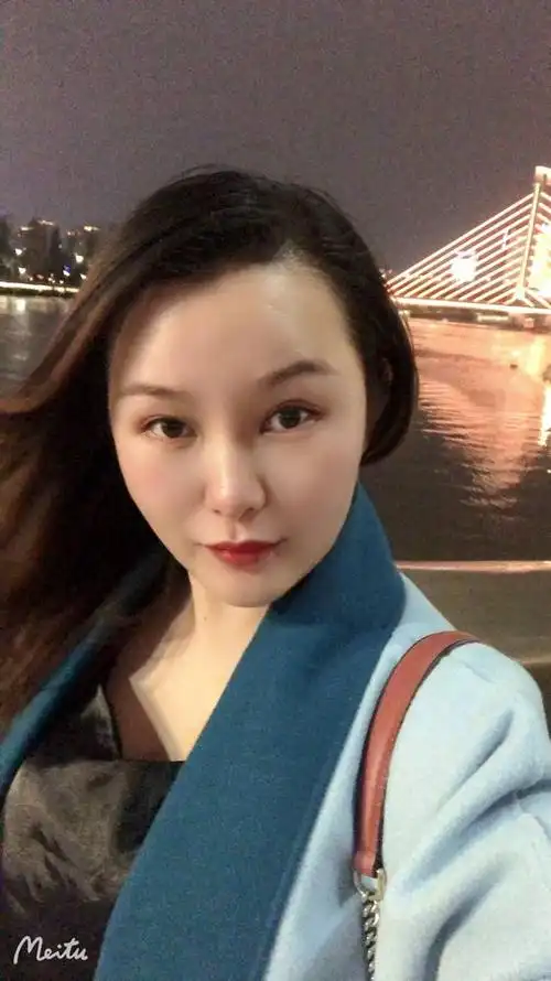 32岁离异女征婚照片(id:4119630)_江苏南京征婚交友_我主良缘网