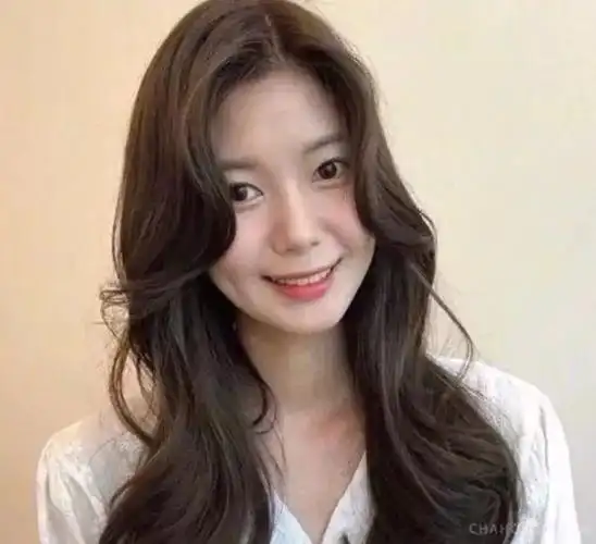 刘海烫外翻卷帮你省下整容费