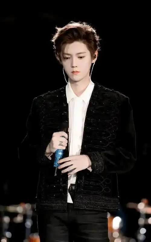 挑战发50名男明星神图鹿晗