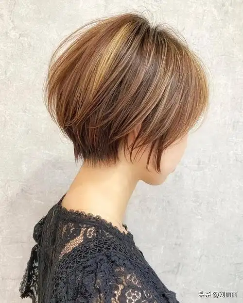 今年流行剪什么短发好看,今年剪什么短发最流行(14款新时尚发型)