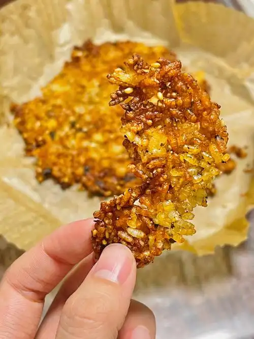 一起做嘎嘣脆的大米锅巴吧,自制健康且超简单的小零食6015材料:一