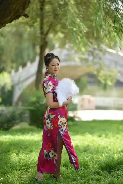 2018年环球夫人么妹旗袍海选赛外景拍摄!